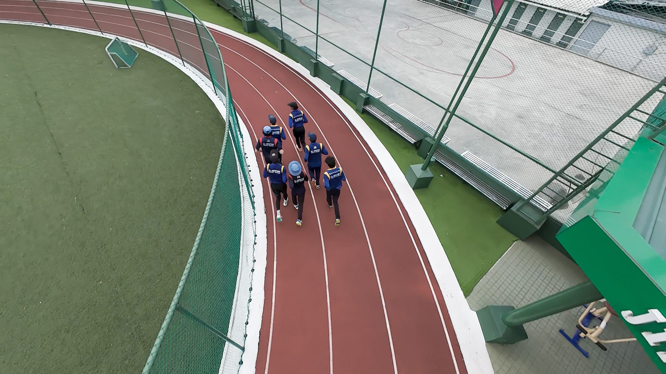 Athletics - 3 Tracks of 200 m & 4 Tracks of 80 mts - Image 1