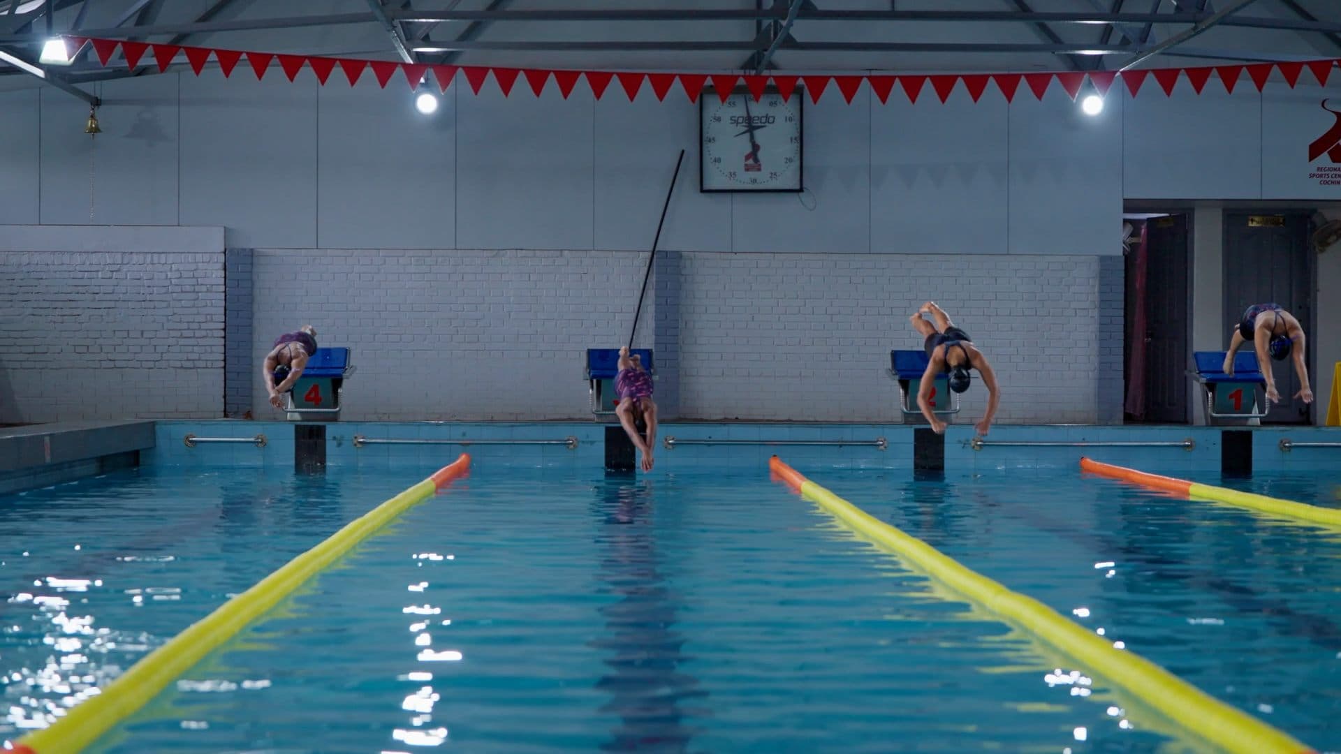 Swimming Pool: 25 m x 10 m with 4 tracks for training - Image 1